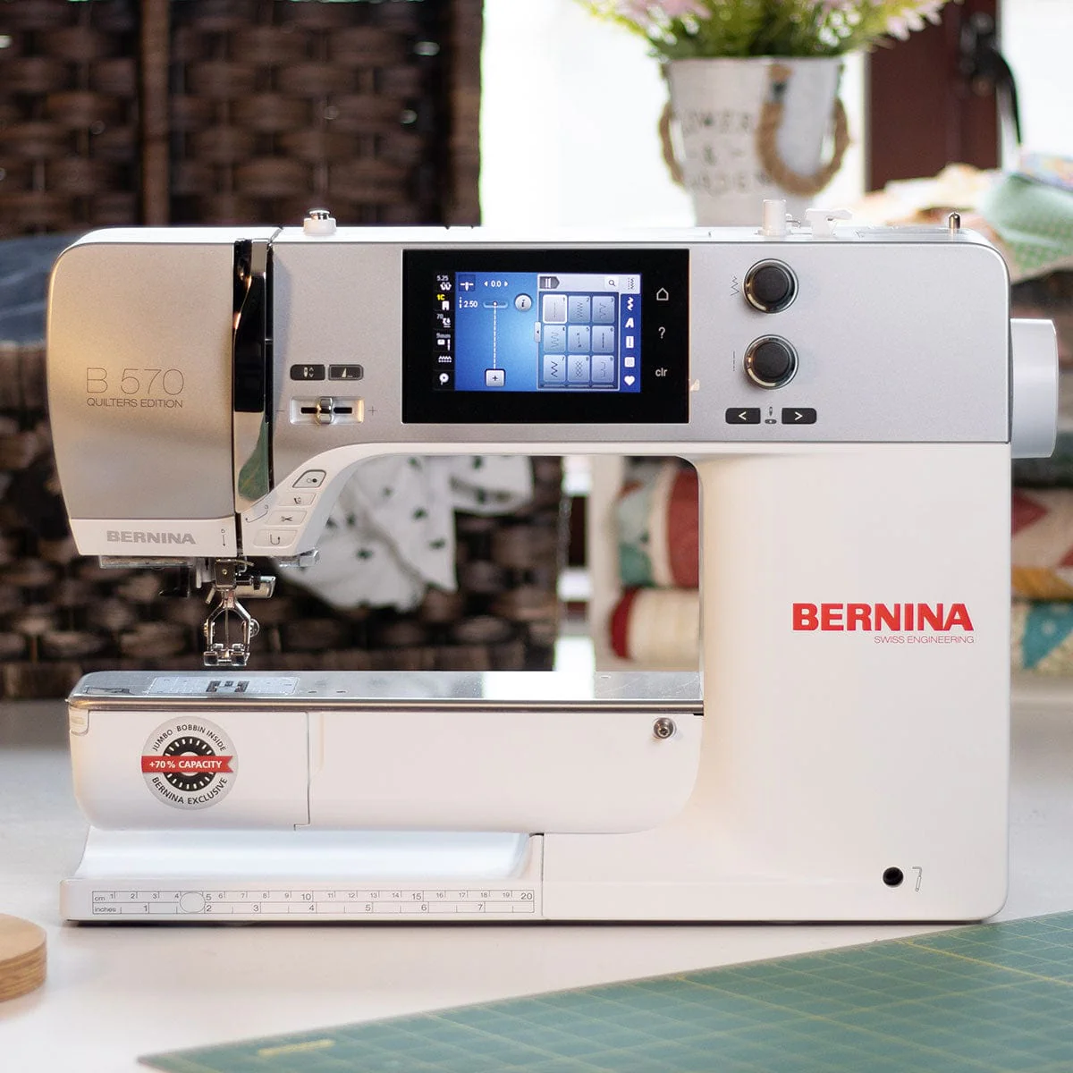 Bernina B570QE Sewing Machine